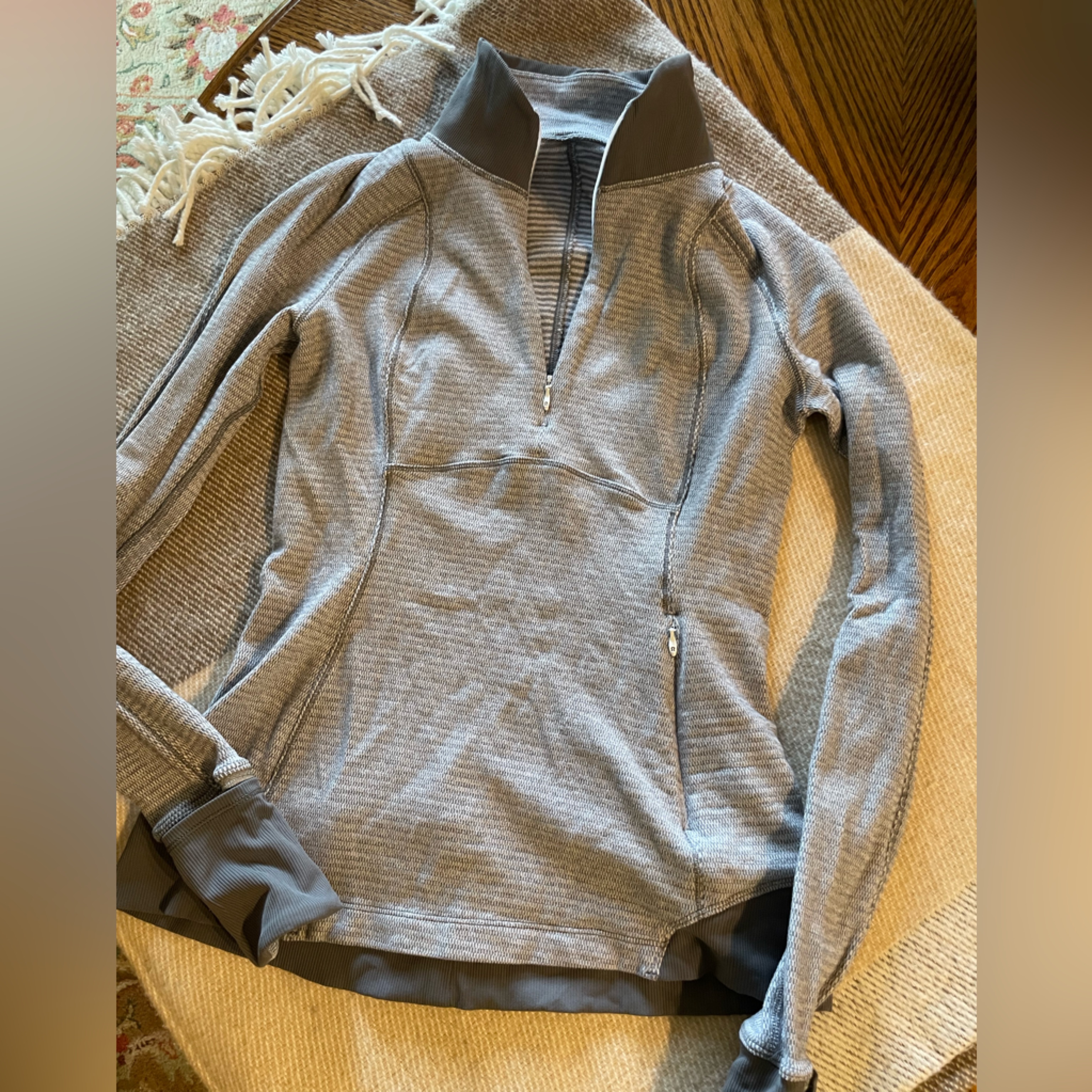 Lululemon 3/4 Zip Pullover Sz 6